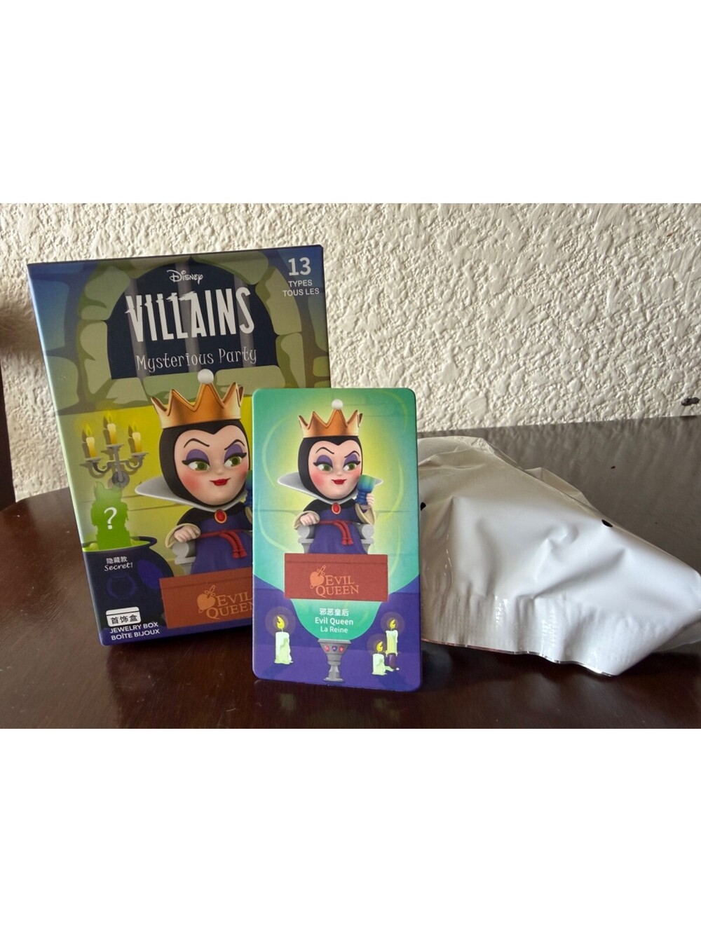 Disney Villains Mysterious Party "Evil Queen" Confirmed Jewelry Box Blind Box